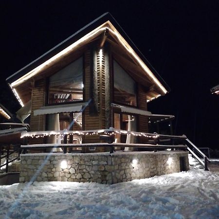 Natura Chalets Mega Chorio Exterior foto